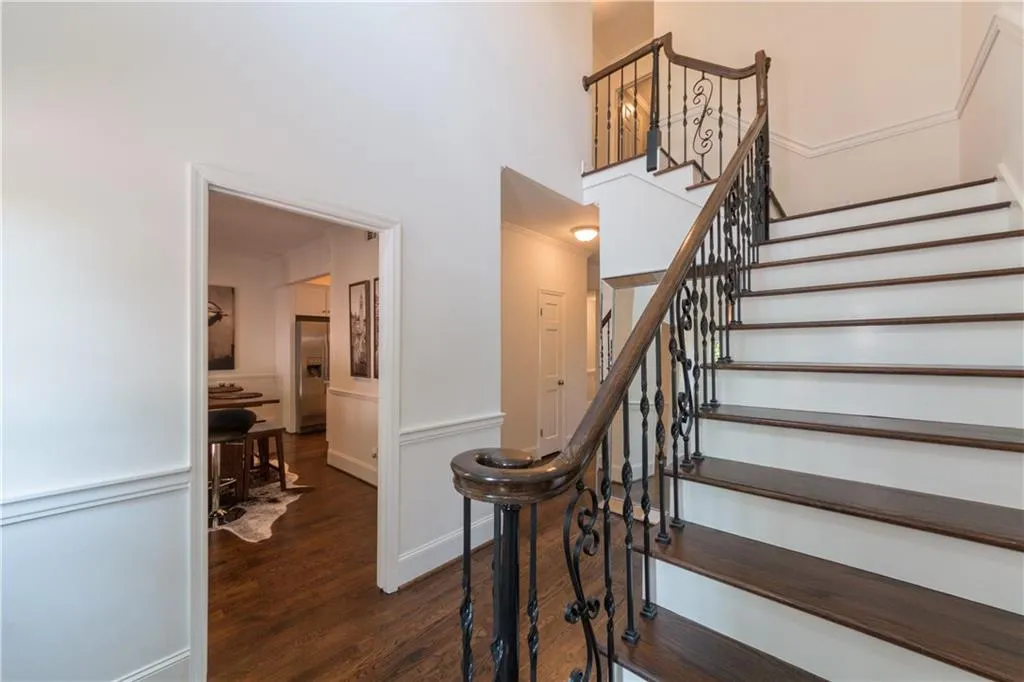 5213 Glenridge Drive, Atlanta, Georgia 30342, 3 Bedrooms Bedrooms, ,3 BathroomsBathrooms,Residential,Sold,5213 Glenridge Drive,5688827