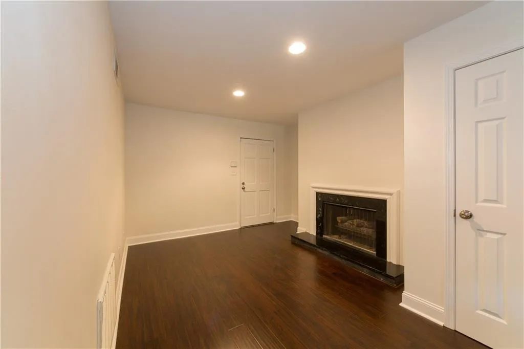 5213 Glenridge Drive, Atlanta, Georgia 30342, 3 Bedrooms Bedrooms, ,3 BathroomsBathrooms,Residential,Sold,5213 Glenridge Drive,5688827