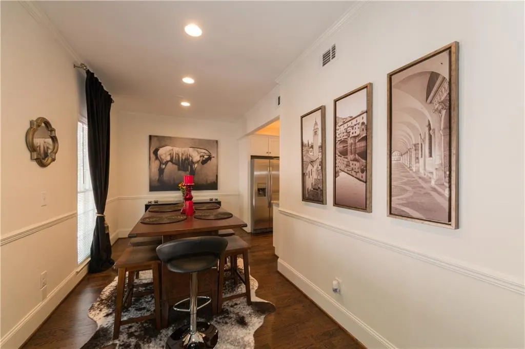 5213 Glenridge Drive, Atlanta, Georgia 30342, 3 Bedrooms Bedrooms, ,3 BathroomsBathrooms,Residential,Sold,5213 Glenridge Drive,5688827