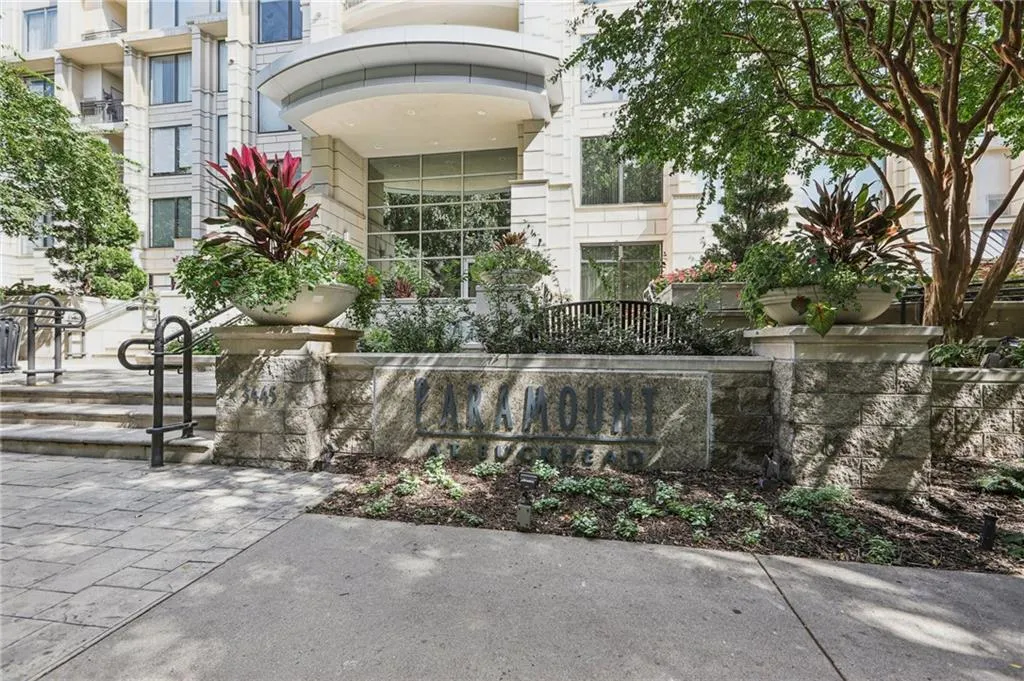 3445 Stratford Road Ne Unit 2108, Atlanta, Georgia 30326, 1 Bedroom Bedrooms, ,1 BathroomBathrooms,Residential,For Sale,3445 Stratford Road Ne Unit 2108,7663907