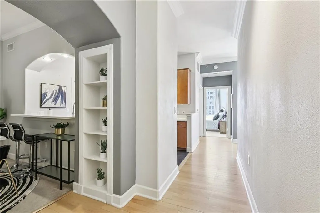 3445 Stratford Road Ne Unit 2108, Atlanta, Georgia 30326, 1 Bedroom Bedrooms, ,1 BathroomBathrooms,Residential,For Sale,3445 Stratford Road Ne Unit 2108,7663907