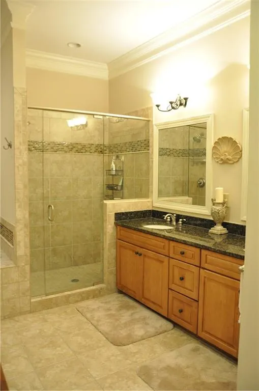 6045 City Walk, Sandy Springs, Georgia 30328, 3 Bedrooms Bedrooms, ,3 BathroomsBathrooms,Residential,Sold,6045 City Walk,6105440