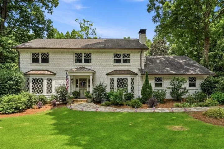 1722 Kellogg Springs Drive, Atlanta, Georgia 30338