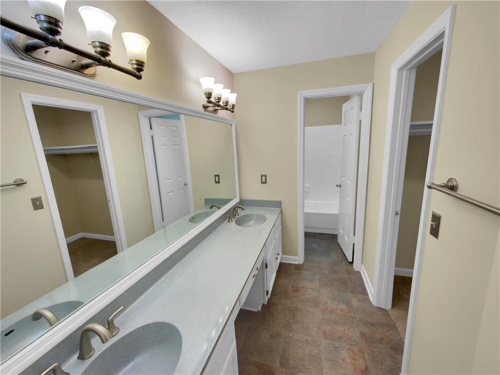 606 Brandywine Circle, Atlanta, Georgia 30350, 6 Bedrooms Bedrooms, ,2 BathroomsBathrooms,Residential,Sold,606 Brandywine Circle,7322181