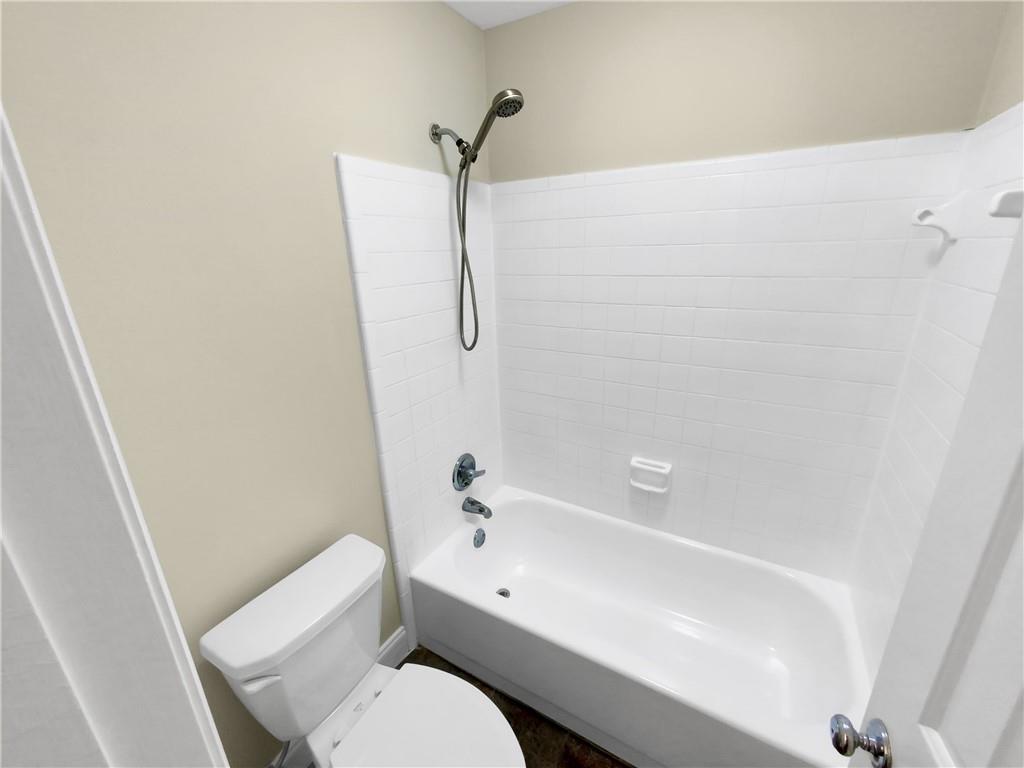 606 Brandywine Circle, Atlanta, Georgia 30350, 6 Bedrooms Bedrooms, ,2 BathroomsBathrooms,Residential,Sold,606 Brandywine Circle,7322181