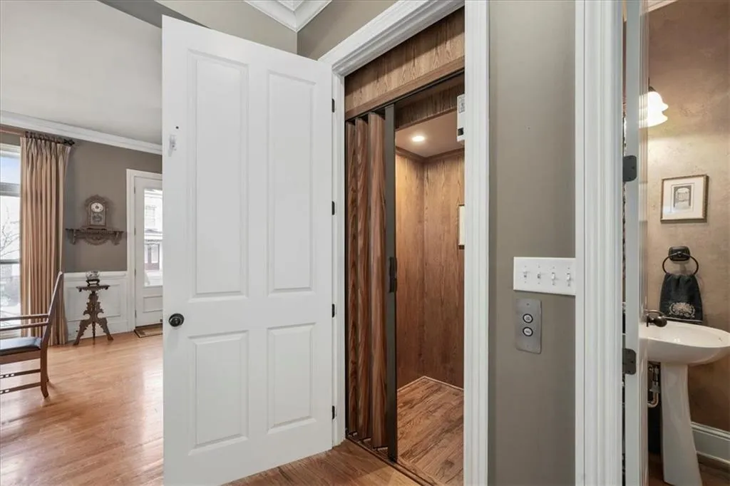 224 Alderwood Point Unit 82, Atlanta, Georgia 30328, 4 Bedrooms Bedrooms, ,4 BathroomsBathrooms,Residential,Sold,224 Alderwood Point Unit 82,7163605 224 Alderwood Point Unit 82, Atlanta, Georgia 30328, 4 Bedrooms Bedrooms, ,4 BathroomsBathrooms,Residential,Sold,224 Alderwood Point Unit 82,7163605