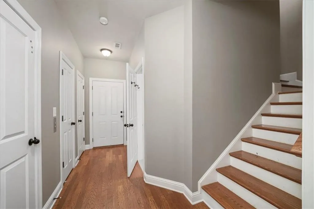 224 Alderwood Point Unit 82, Atlanta, Georgia 30328, 4 Bedrooms Bedrooms, ,4 BathroomsBathrooms,Residential,Sold,224 Alderwood Point Unit 82,7163605 224 Alderwood Point Unit 82, Atlanta, Georgia 30328, 4 Bedrooms Bedrooms, ,4 BathroomsBathrooms,Residential,Sold,224 Alderwood Point Unit 82,7163605