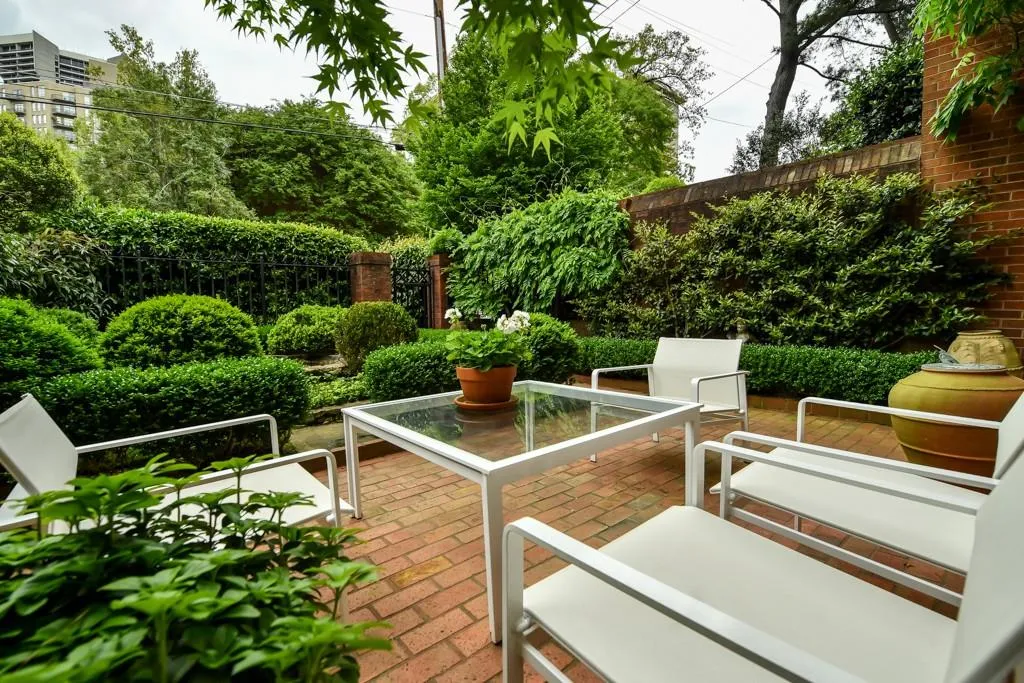 6 Muscogee Avenue Unit 6, Atlanta, Georgia 30305, 2 Bedrooms Bedrooms, ,3 BathroomsBathrooms,Residential,Sold,6 Muscogee Avenue Unit 6,6002814