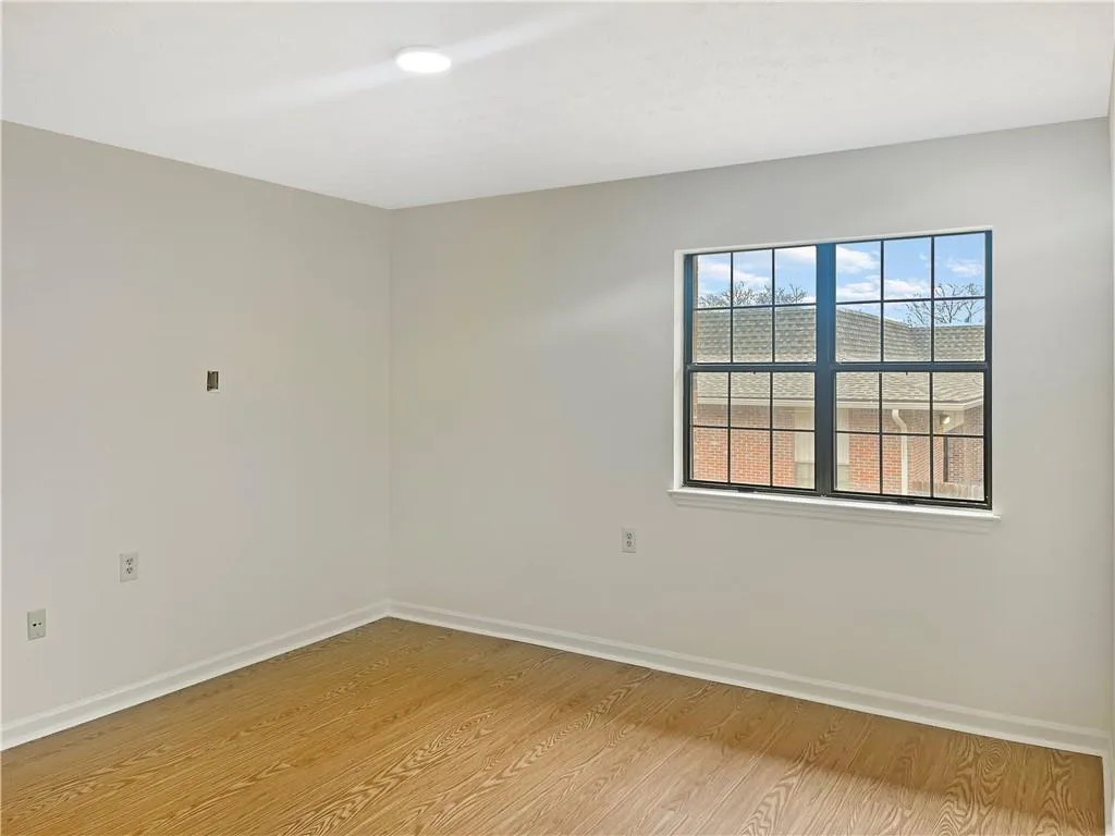 475 Mount Vernon Highway Ne Unit C120, Atlanta, Georgia 30328, 1 Bedroom Bedrooms, ,1 BathroomBathrooms,Residential,For Sale,475 Mount Vernon Highway Ne Unit C120,7609856