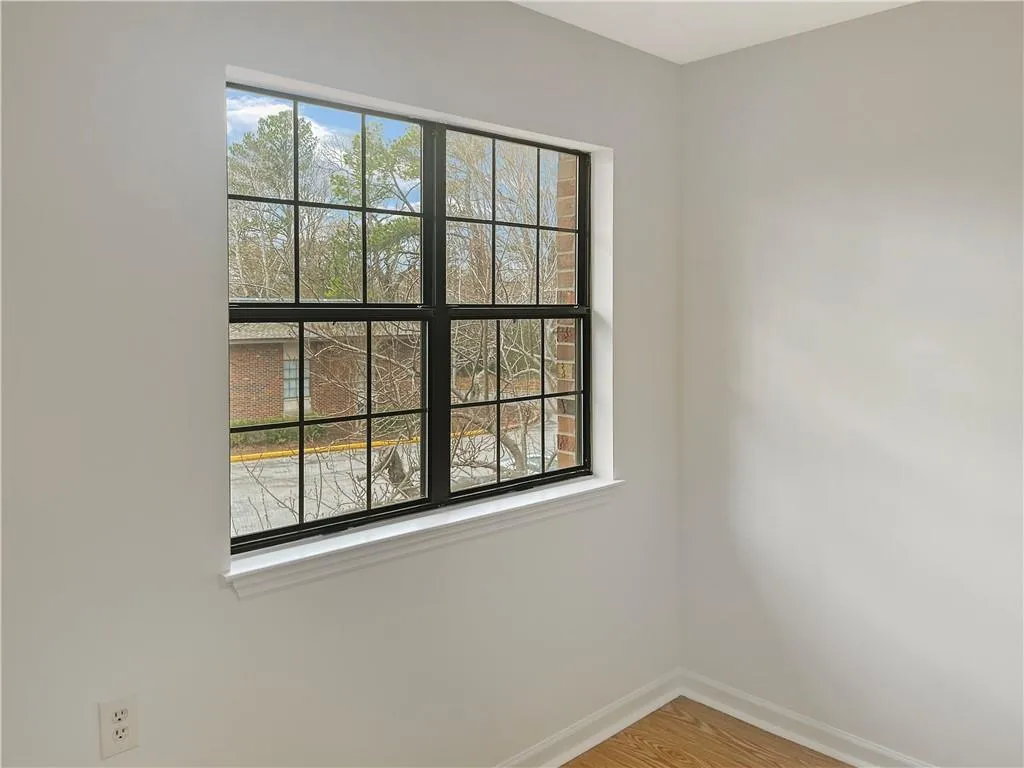 475 Mount Vernon Highway Ne Unit C120, Atlanta, Georgia 30328, 1 Bedroom Bedrooms, ,1 BathroomBathrooms,Residential,For Sale,475 Mount Vernon Highway Ne Unit C120,7609856