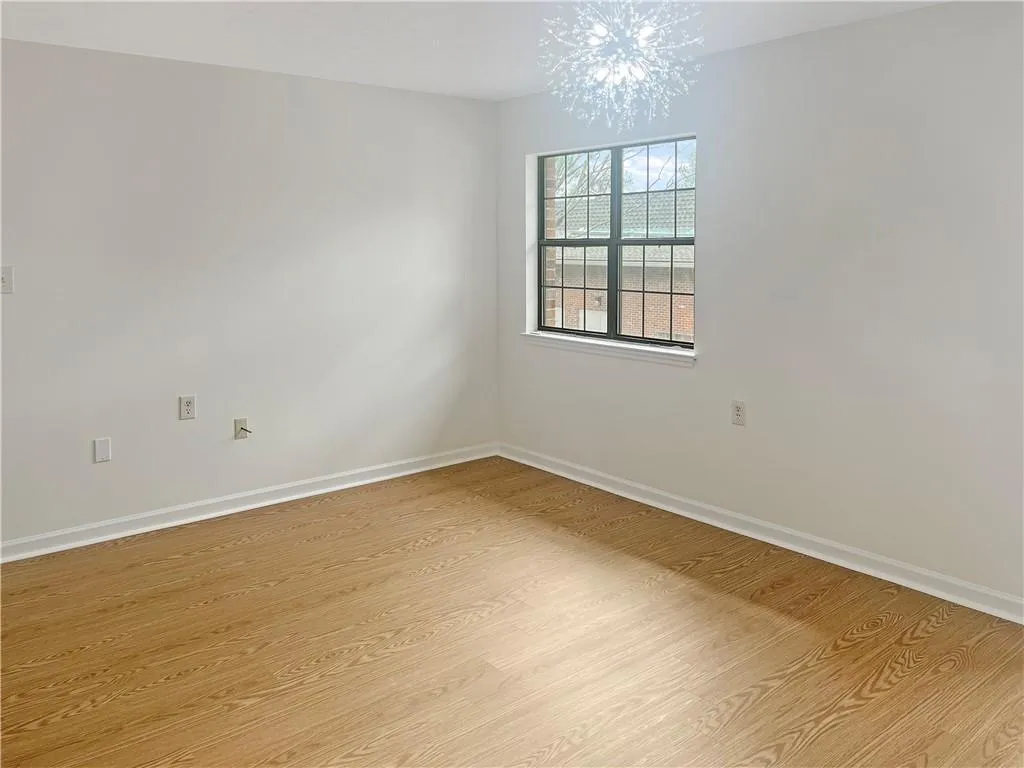 475 Mount Vernon Highway Ne Unit C120, Atlanta, Georgia 30328, 1 Bedroom Bedrooms, ,1 BathroomBathrooms,Residential,For Sale,475 Mount Vernon Highway Ne Unit C120,7609856