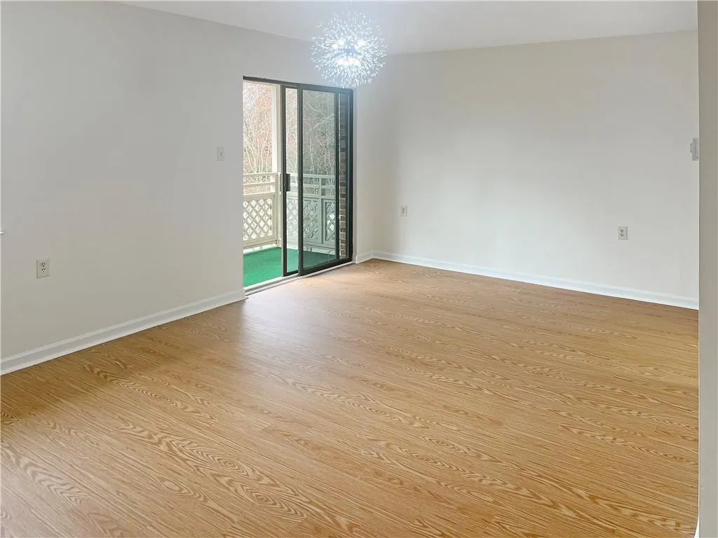475 Mount Vernon Highway Ne Unit C120, Atlanta, Georgia 30328, 1 Bedroom Bedrooms, ,1 BathroomBathrooms,Residential,For Sale,475 Mount Vernon Highway Ne Unit C120,7609856