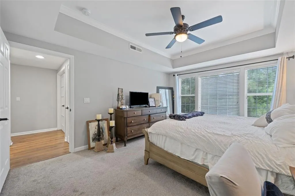 3636 Habersham Rd Unit 2207, Atlanta, Georgia 30305, 2 Bedrooms Bedrooms, ,2 BathroomsBathrooms,Residential,For Sale,3636 Habersham Rd Unit 2207,7623024