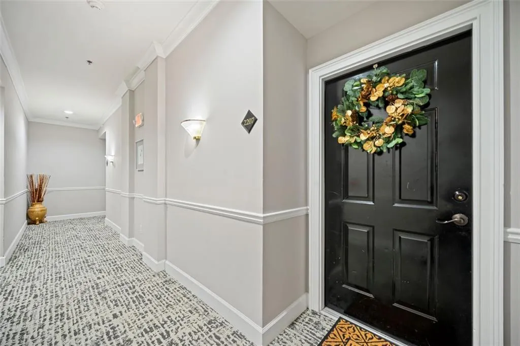 3636 Habersham Rd Unit 2207, Atlanta, Georgia 30305, 2 Bedrooms Bedrooms, ,2 BathroomsBathrooms,Residential,For Sale,3636 Habersham Rd Unit 2207,7623024