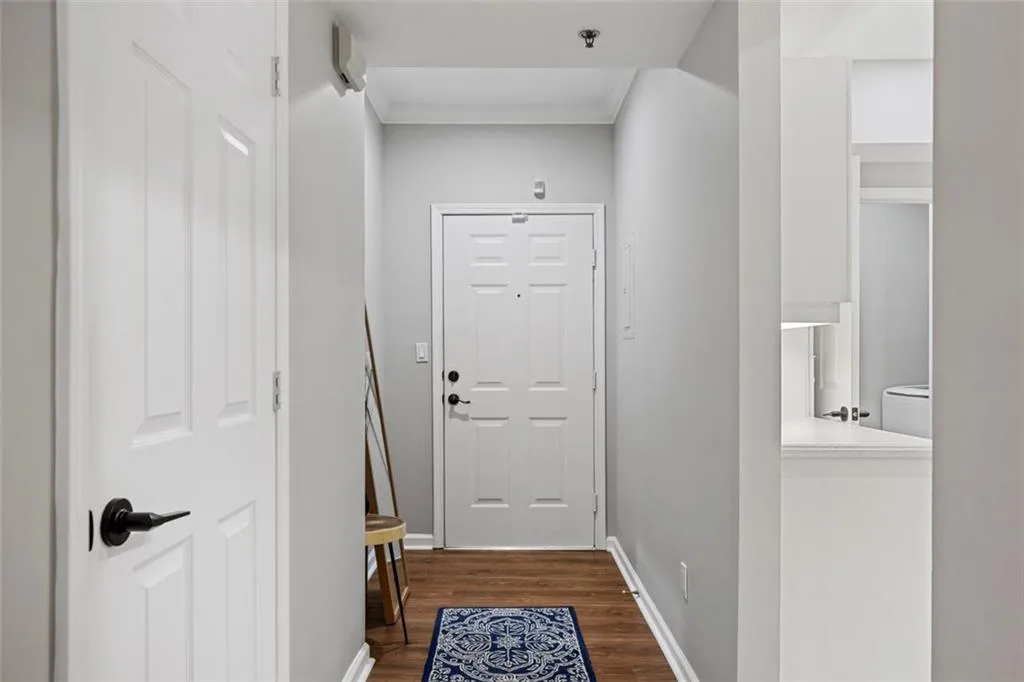 3636 Habersham Rd Unit 2207, Atlanta, Georgia 30305, 2 Bedrooms Bedrooms, ,2 BathroomsBathrooms,Residential,For Sale,3636 Habersham Rd Unit 2207,7623024
