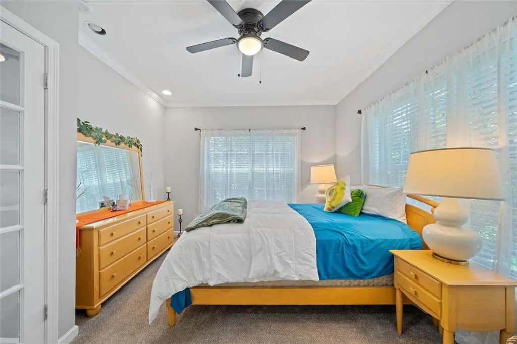 3636 Habersham Rd Unit 2207, Atlanta, Georgia 30305, 2 Bedrooms Bedrooms, ,2 BathroomsBathrooms,Residential,For Sale,3636 Habersham Rd Unit 2207,7623024