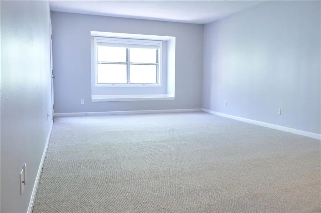6851 Roswell Road Unit M22, Sandy Springs, Georgia 30328, 3 Bedrooms Bedrooms, ,2 BathroomsBathrooms,Residential,Sold,6851 Roswell Road Unit M22,6872152