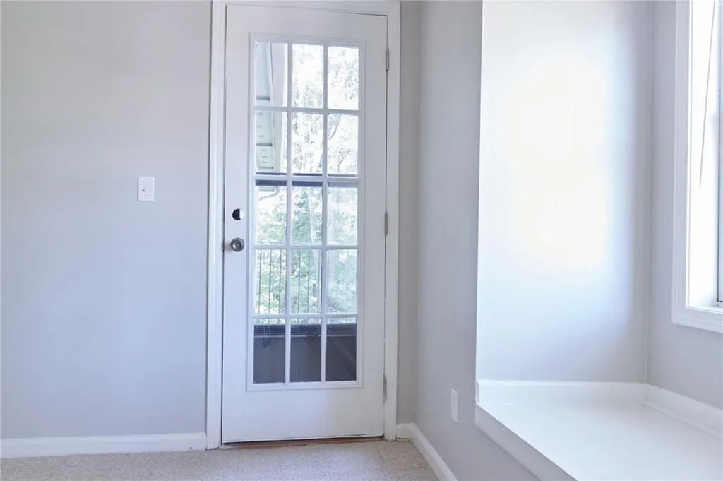 6851 Roswell Road Unit M22, Sandy Springs, Georgia 30328, 3 Bedrooms Bedrooms, ,2 BathroomsBathrooms,Residential,Sold,6851 Roswell Road Unit M22,6872152