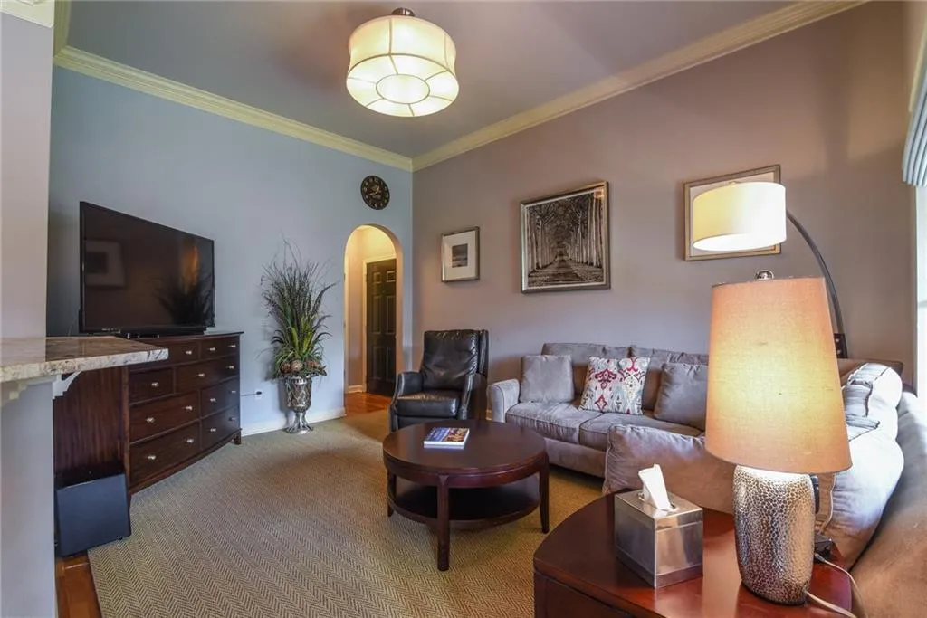 3777 Peachtree Road Ne Unit 632, Atlanta, Georgia 30319, 3 Bedrooms Bedrooms, ,2 BathroomsBathrooms,Residential,Sold,3777 Peachtree Road Ne Unit 632,5736627