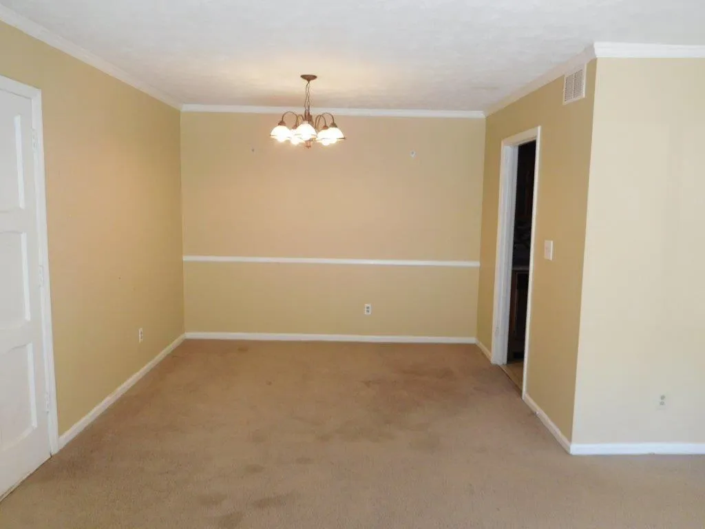 725 Dalrymple Road Unit 5h, Atlanta, Georgia 30328, 2 Bedrooms Bedrooms, ,2 BathroomsBathrooms,Residential,Sold,725 Dalrymple Road Unit 5h,5652010