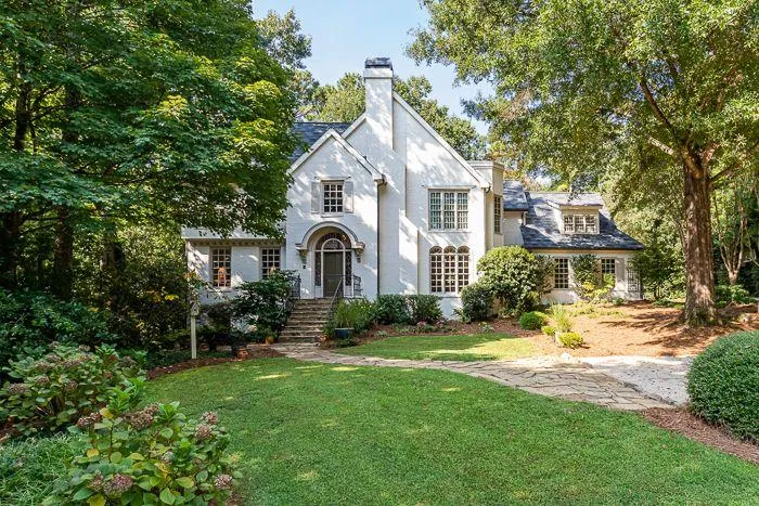 905 Curlew Court Nw, Atlanta, Georgia 30327, 4 Bedrooms Bedrooms, ,4 BathroomsBathrooms,Residential,Sold,905 Curlew Court Nw,6945076