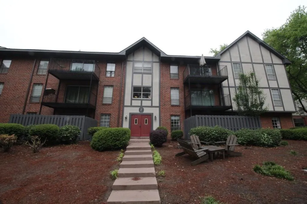 6851 Roswell Road Unit F35, Atlanta, Georgia 30328, 2 Bedrooms Bedrooms, ,2 BathroomsBathrooms,Residential,Sold,6851 Roswell Road Unit F35,6003974