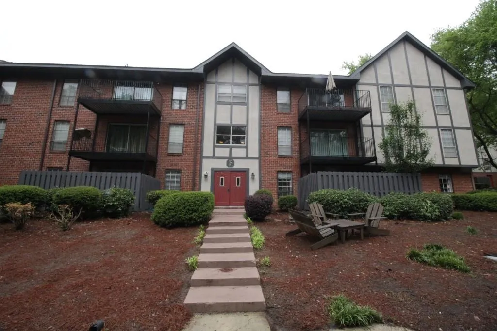 6851 Roswell Road Unit F35, Atlanta, Georgia 30328, 2 Bedrooms Bedrooms, ,2 BathroomsBathrooms,Residential,Sold,6851 Roswell Road Unit F35,6003974