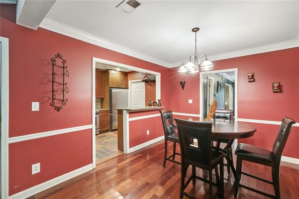 7500 Roswell Road Unit 81, Sandy Springs, Georgia 30350, 2 Bedrooms Bedrooms, ,2 BathroomsBathrooms,Residential,Sold,7500 Roswell Road Unit 81,6041165