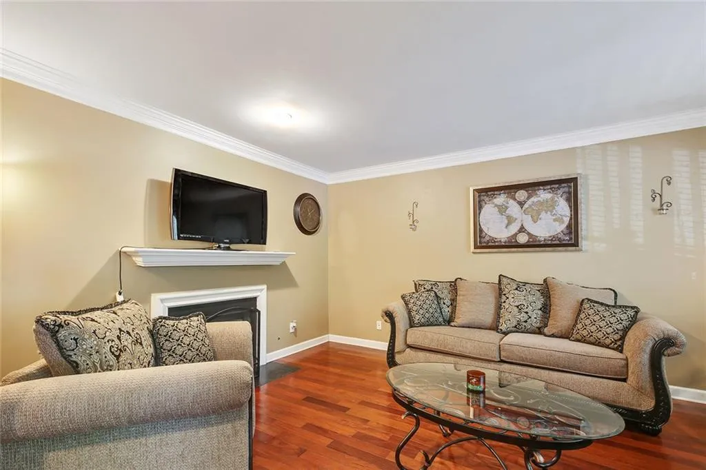 7500 Roswell Road Unit 81, Sandy Springs, Georgia 30350, 2 Bedrooms Bedrooms, ,2 BathroomsBathrooms,Residential,Sold,7500 Roswell Road Unit 81,6041165
