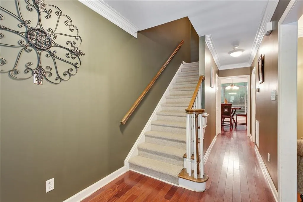 7500 Roswell Road Unit 81, Sandy Springs, Georgia 30350, 2 Bedrooms Bedrooms, ,2 BathroomsBathrooms,Residential,Sold,7500 Roswell Road Unit 81,6041165