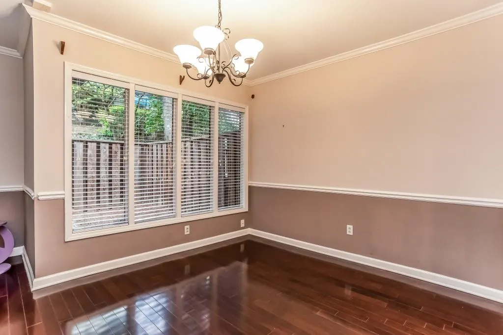 23 Ivy Ridge Ne, Atlanta, Georgia 30342, 2 Bedrooms Bedrooms, ,2 BathroomsBathrooms,Residential,Sold,23 Ivy Ridge Ne,5994310