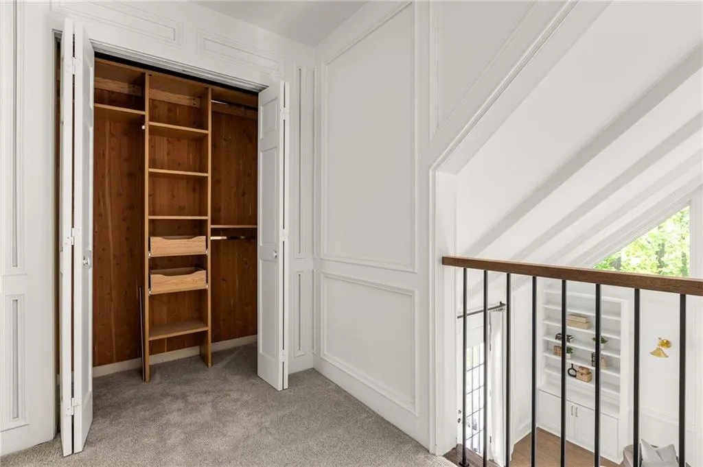 325 Breakwater Ridge, Atlanta, Georgia 30328, 5 Bedrooms Bedrooms, ,4 BathroomsBathrooms,Residential,Sold,325 Breakwater Ridge,7376070