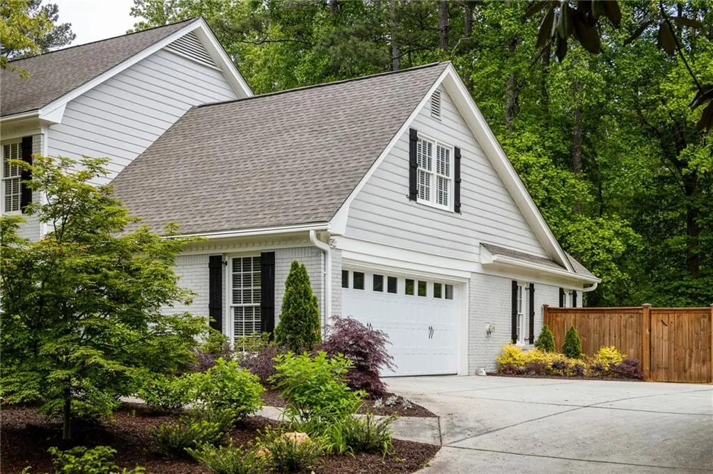 325 Breakwater Ridge, Atlanta, Georgia 30328, 5 Bedrooms Bedrooms, ,4 BathroomsBathrooms,Residential,Sold,325 Breakwater Ridge,7376070