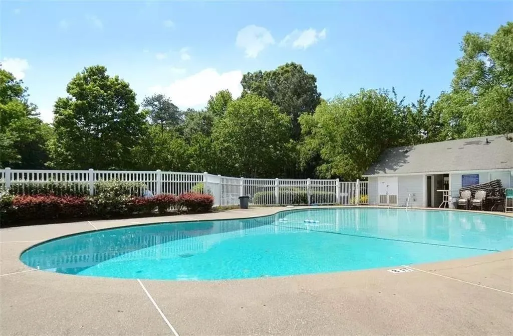 1007 Gettysburg Place, Sandy Springs, Georgia 30350, 2 Bedrooms Bedrooms, ,2 BathroomsBathrooms,Residential,Sold,1007 Gettysburg Place,6785190
