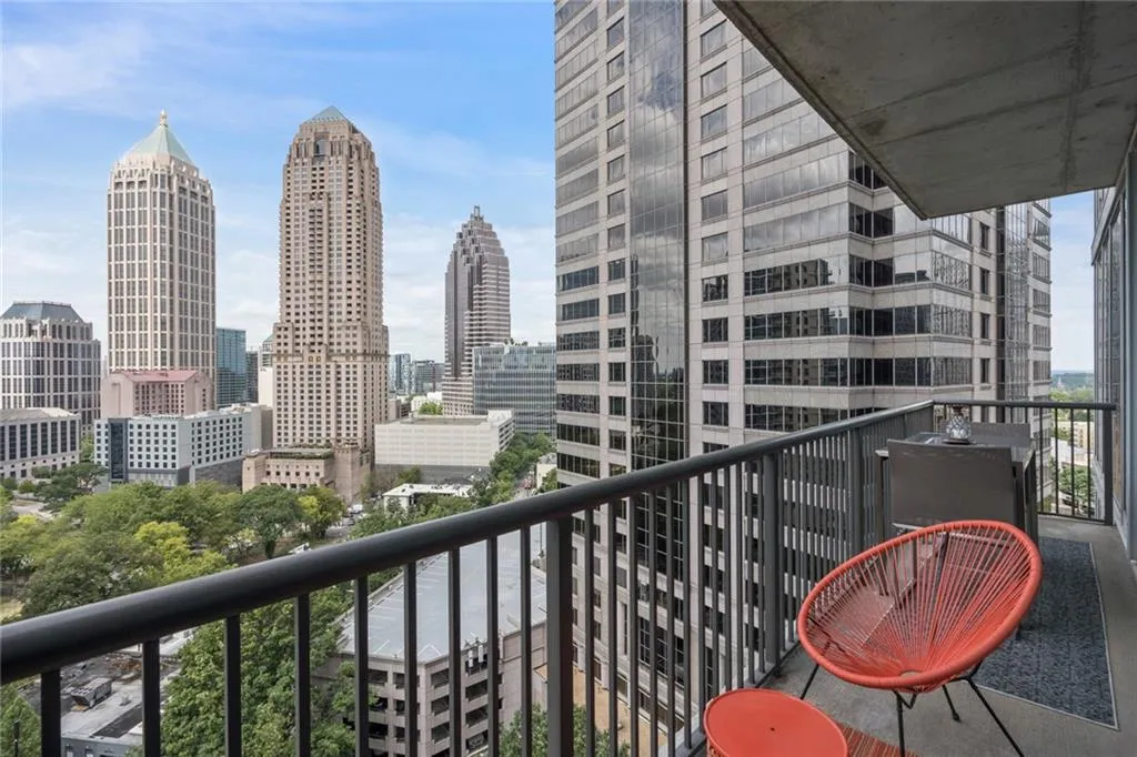 1080 Peachtree Street Ne Unit 1402, Atlanta, Georgia 30309, 2 Bedrooms Bedrooms, ,2 BathroomsBathrooms,Residential,For Sale,1080 Peachtree Street Ne Unit 1402,7587083