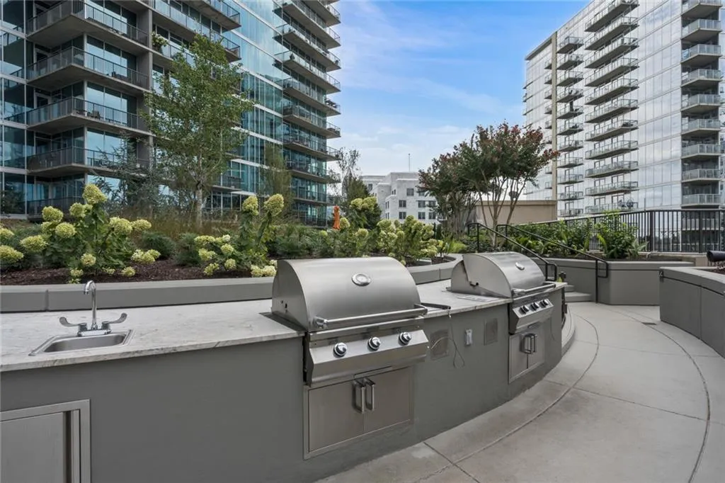 1080 Peachtree Street Ne Unit 1402, Atlanta, Georgia 30309, 2 Bedrooms Bedrooms, ,2 BathroomsBathrooms,Residential,For Sale,1080 Peachtree Street Ne Unit 1402,7587083