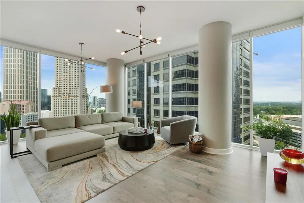 1080 Peachtree Street Ne Unit 1402, Atlanta, Georgia 30309, 2 Bedrooms Bedrooms, ,2 BathroomsBathrooms,Residential,For Sale,1080 Peachtree Street Ne Unit 1402,7587083