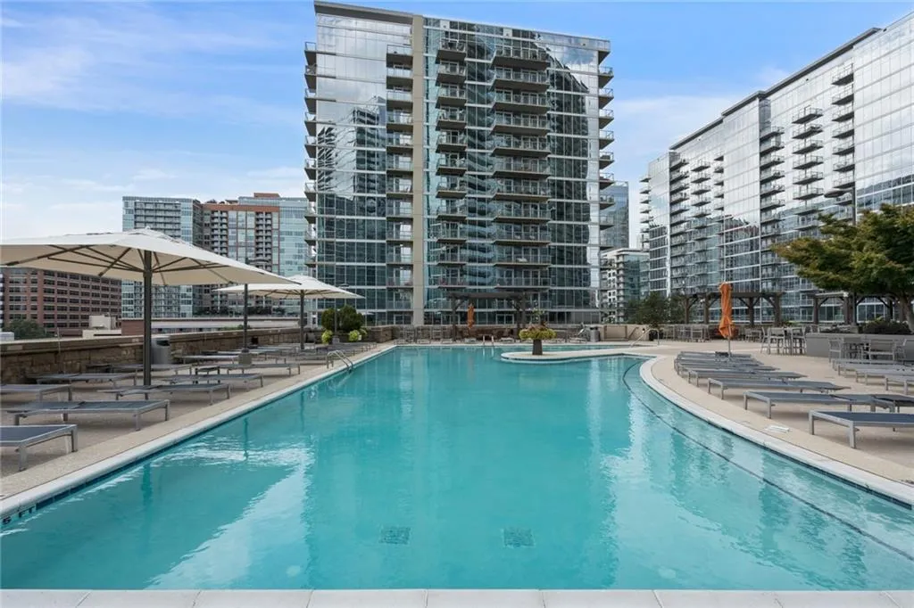 1080 Peachtree Street Ne Unit 1402, Atlanta, Georgia 30309, 2 Bedrooms Bedrooms, ,2 BathroomsBathrooms,Residential,For Sale,1080 Peachtree Street Ne Unit 1402,7587083