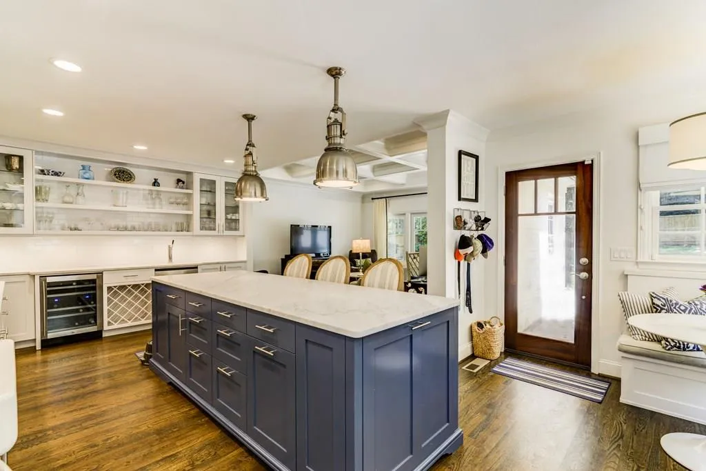 2649 Sharondale Circle Ne, Atlanta, Georgia 30305, 5 Bedrooms Bedrooms, ,4 BathroomsBathrooms,Residential,Sold,2649 Sharondale Circle Ne,5847373
