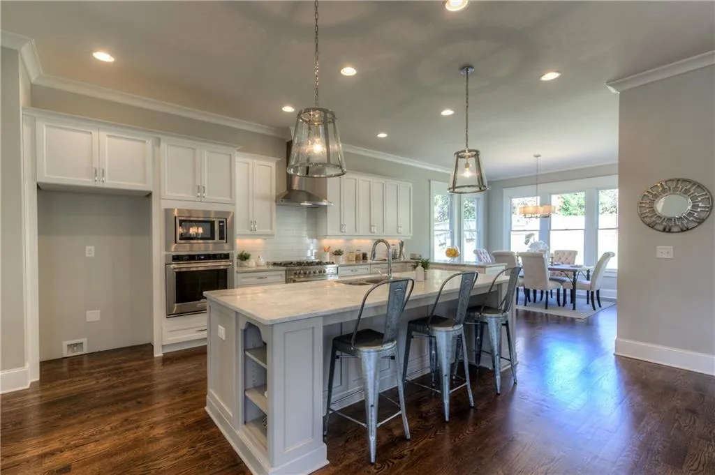 53 Long Island Place, Sandy Springs, Georgia 30328, 5 Bedrooms Bedrooms, ,4 BathroomsBathrooms,Residential,Sold,53 Long Island Place,5811377