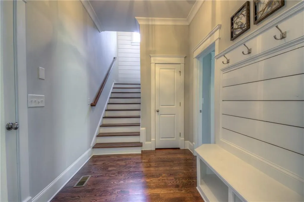 53 Long Island Place, Sandy Springs, Georgia 30328, 5 Bedrooms Bedrooms, ,4 BathroomsBathrooms,Residential,Sold,53 Long Island Place,5811377