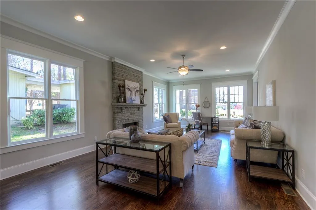 53 Long Island Place, Sandy Springs, Georgia 30328, 5 Bedrooms Bedrooms, ,4 BathroomsBathrooms,Residential,Sold,53 Long Island Place,5811377