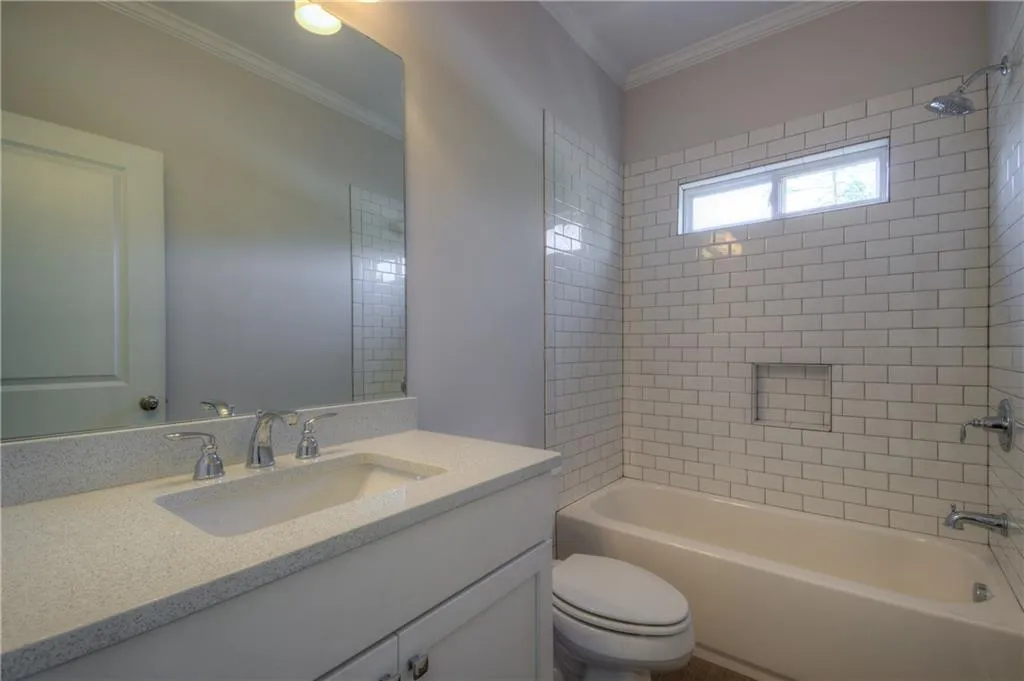 53 Long Island Place, Sandy Springs, Georgia 30328, 5 Bedrooms Bedrooms, ,4 BathroomsBathrooms,Residential,Sold,53 Long Island Place,5811377