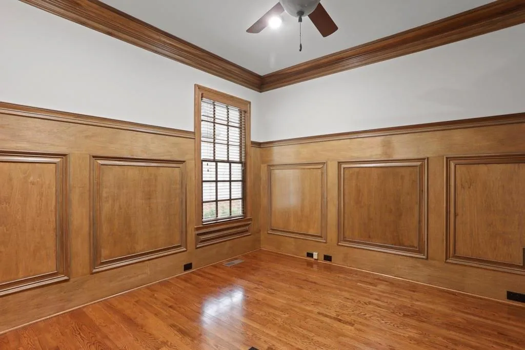 525 Glengate Cove, Sandy Springs, Georgia 30328, 6 Bedrooms Bedrooms, ,6 BathroomsBathrooms,Residential,Sold,525 Glengate Cove,6630035