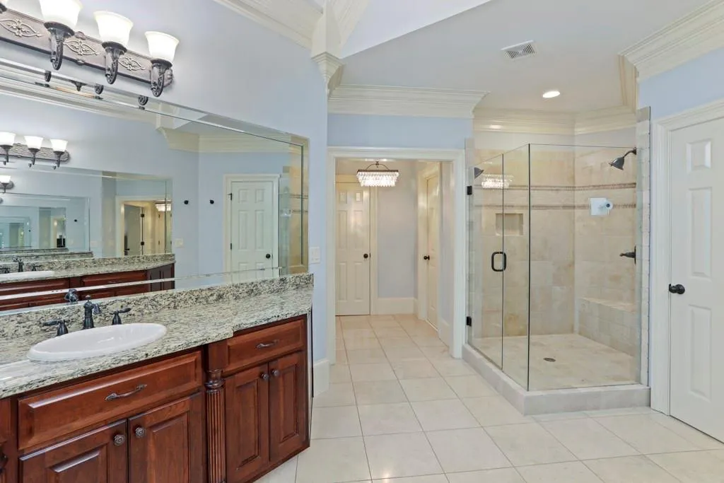 525 Glengate Cove, Sandy Springs, Georgia 30328, 6 Bedrooms Bedrooms, ,6 BathroomsBathrooms,Residential,Sold,525 Glengate Cove,6630035