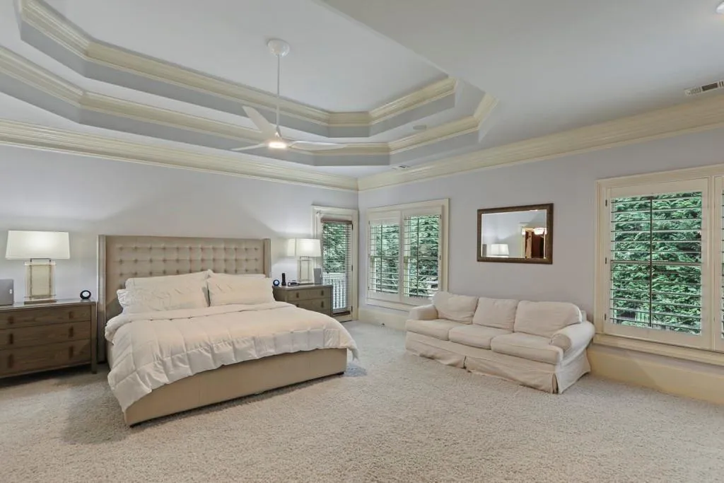 525 Glengate Cove, Sandy Springs, Georgia 30328, 6 Bedrooms Bedrooms, ,6 BathroomsBathrooms,Residential,Sold,525 Glengate Cove,6630035