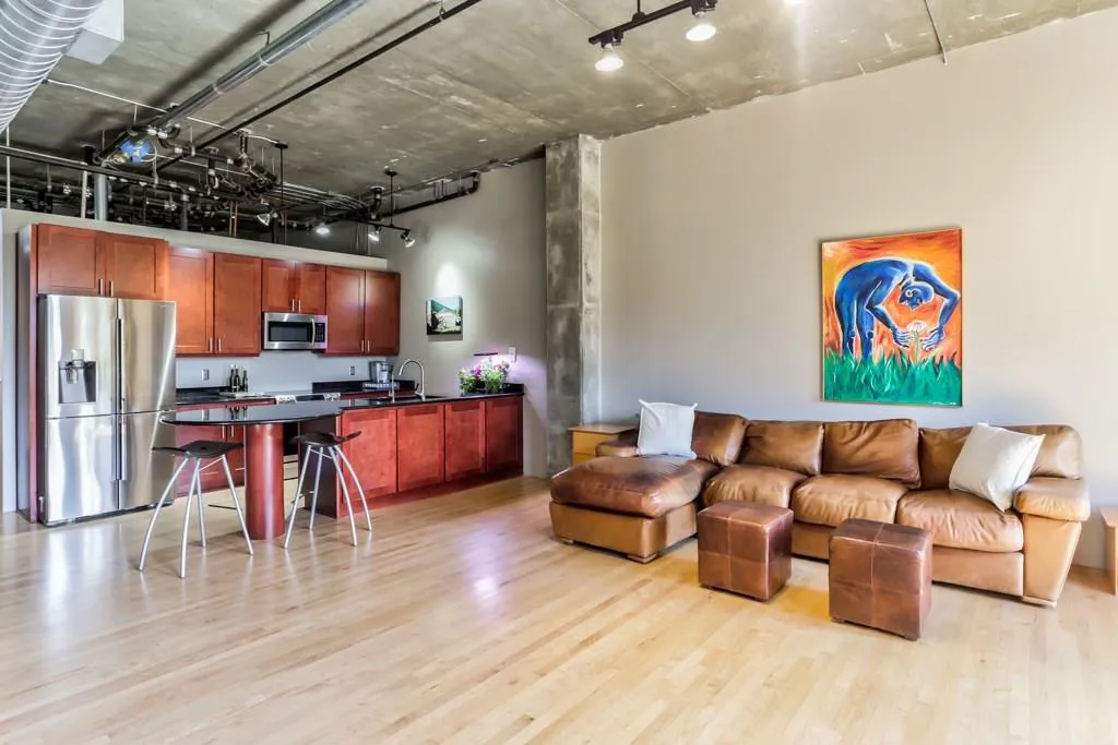 3235 Roswell Road Ne Unit 614, Atlanta, Georgia 30305, 2 Bedrooms Bedrooms, ,2 BathroomsBathrooms,Residential,Sold,3235 Roswell Road Ne Unit 614,5924740