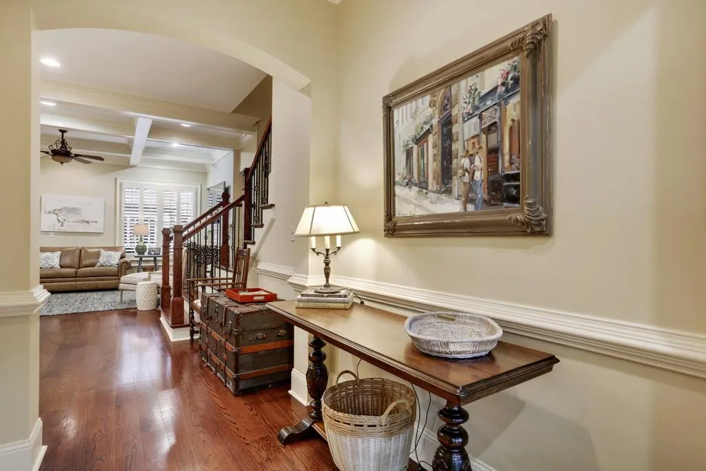 704 Creekgarden Court, Atlanta, Georgia 30339, 3 Bedrooms Bedrooms, ,3 BathroomsBathrooms,Residential,Sold,704 Creekgarden Court,5655935