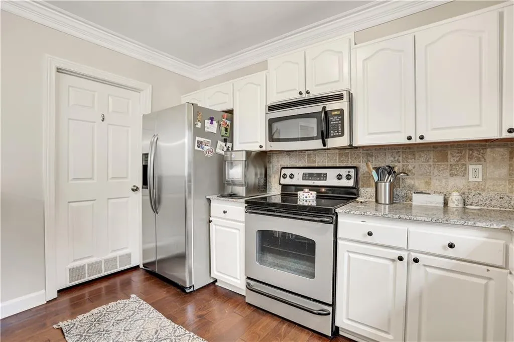 50 Mount Vernon Circle, Atlanta, Georgia 30338, 2 Bedrooms Bedrooms, ,2 BathroomsBathrooms,Residential,Sold,50 Mount Vernon Circle,7193969