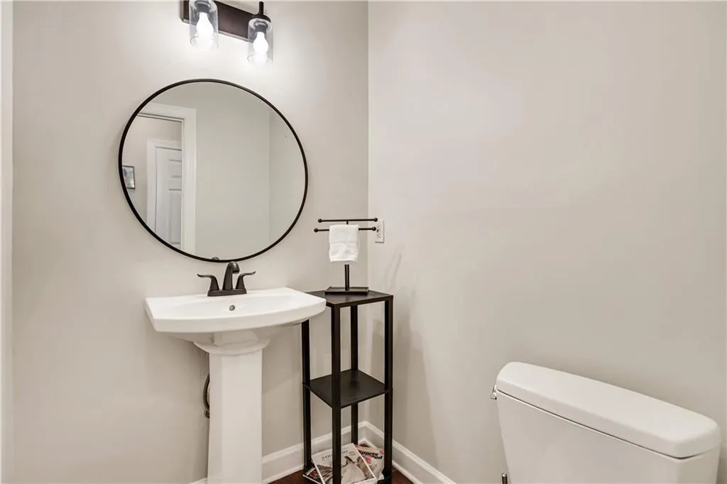 50 Mount Vernon Circle, Atlanta, Georgia 30338, 2 Bedrooms Bedrooms, ,2 BathroomsBathrooms,Residential,Sold,50 Mount Vernon Circle,7193969